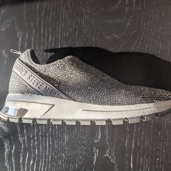 STEVE MADDEN Sparkly Silver Gray Slip on Sneakers Shoes Fit Size 7 - 7.5 - Picture 5 of 12